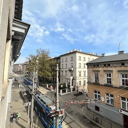 Apartmán Modern House In Old Town Numero 5 *