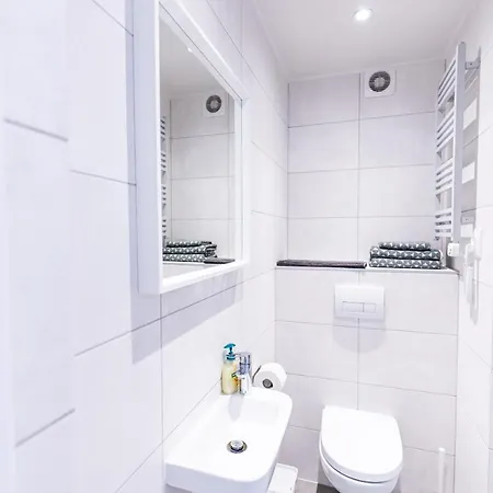 Modern House In Old Town Numero 5 *