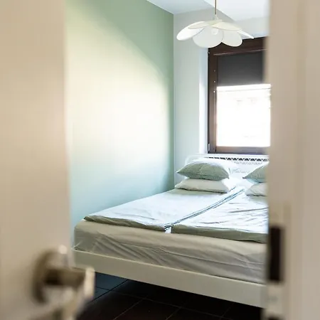 Modern House In Old Town Numero 5 *