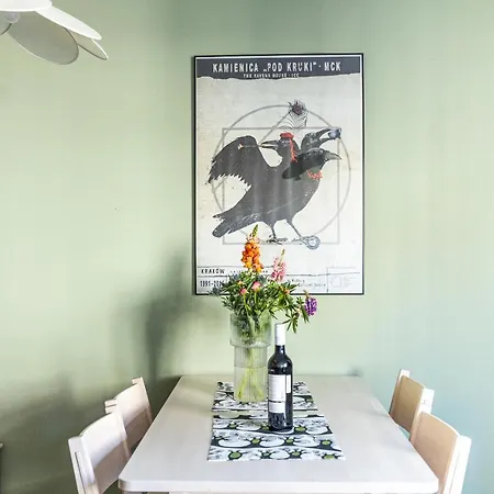 Modern House In Old Town Numero 5 アパート